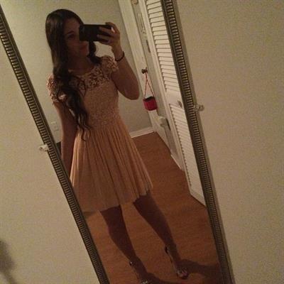 Angie Varona taking a selfie