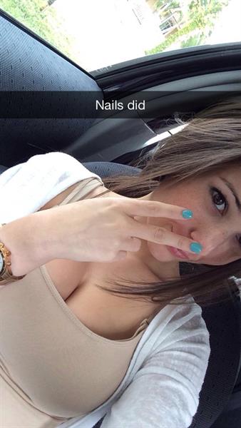 Angie Varona taking a selfie