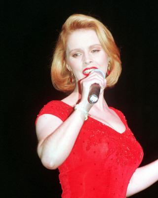 Sheena Easton