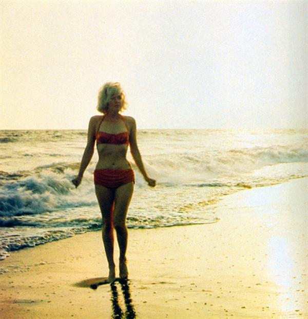 Marilyn Monroe in a bikini