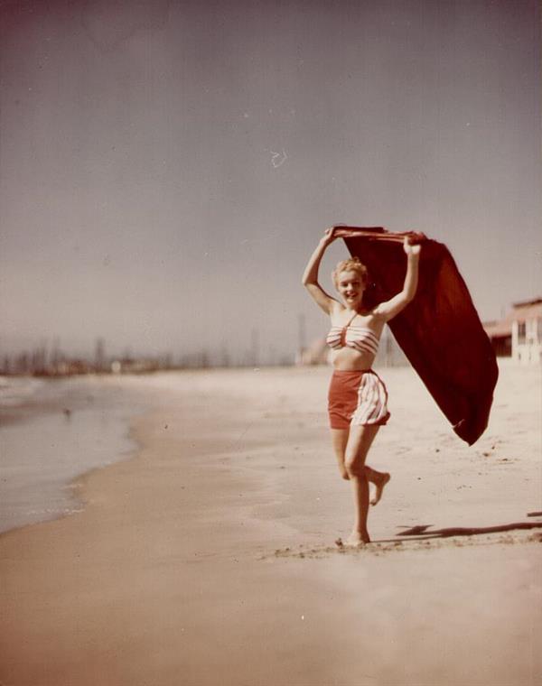 Marilyn Monroe in a bikini