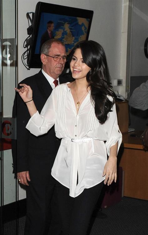 Selena Gomez arrives at BBC radio 1 in London on April 11, 2010