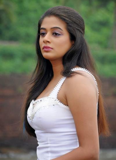 Priyamani