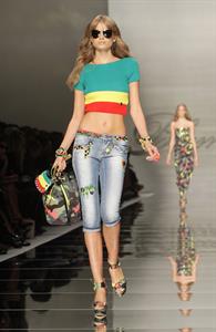 Abbey Lee Kershaw Pictures Abbey Lee Kershaw