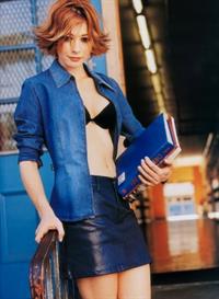 Alyson Hannigan in lingerie